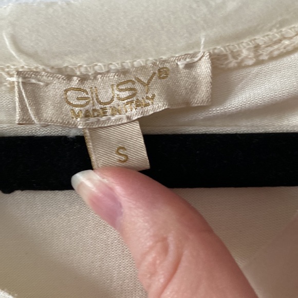 Guisy 100% sheer silk top with cotton under shirt embroider crochet back - Picture 2 of 5